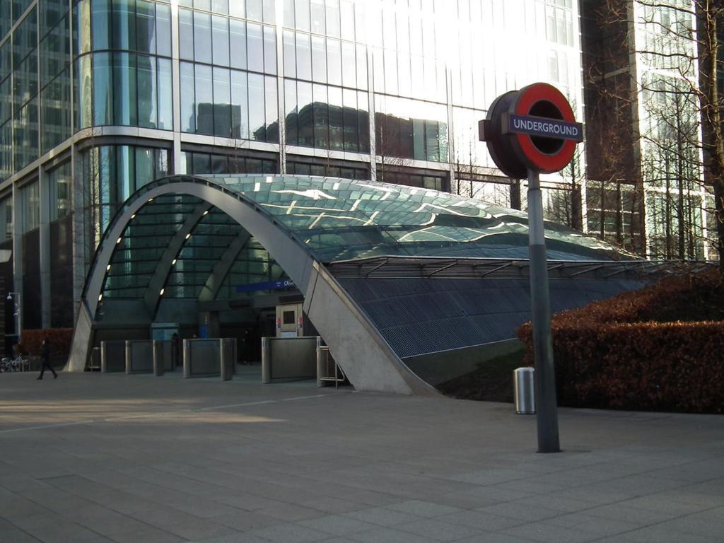 Appartement Modern Two Bed Serviced In Canary Wharf - Perfect For Long Stay, Business, Leisure And Relocations